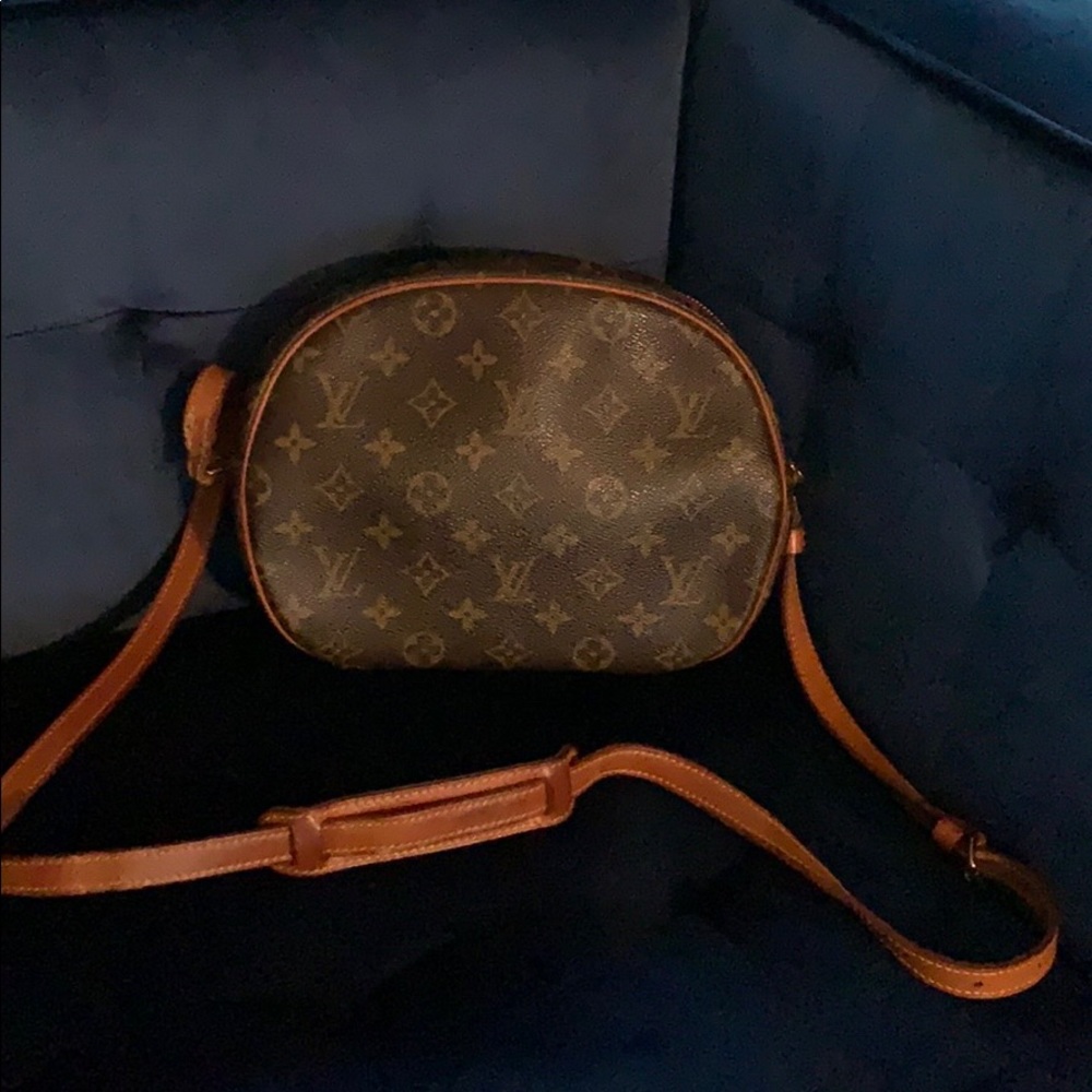 Louis Vuitton Shoulder Bag